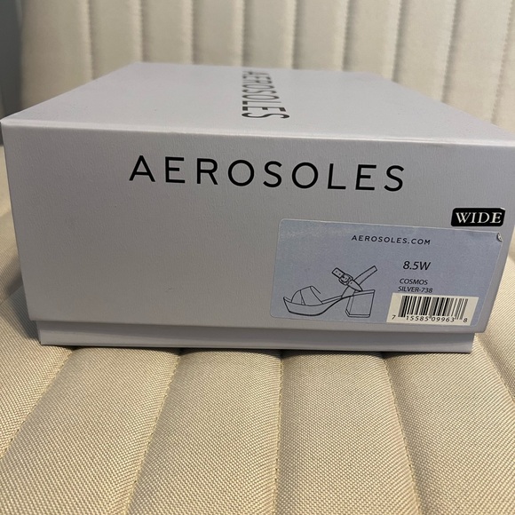 *NEW Aerosoles Cosmos Heels - WIDE - Picture 5 of 5
